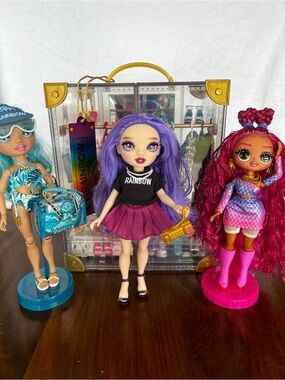 RAINBOW HIGH | O.M.G | Doll Lot